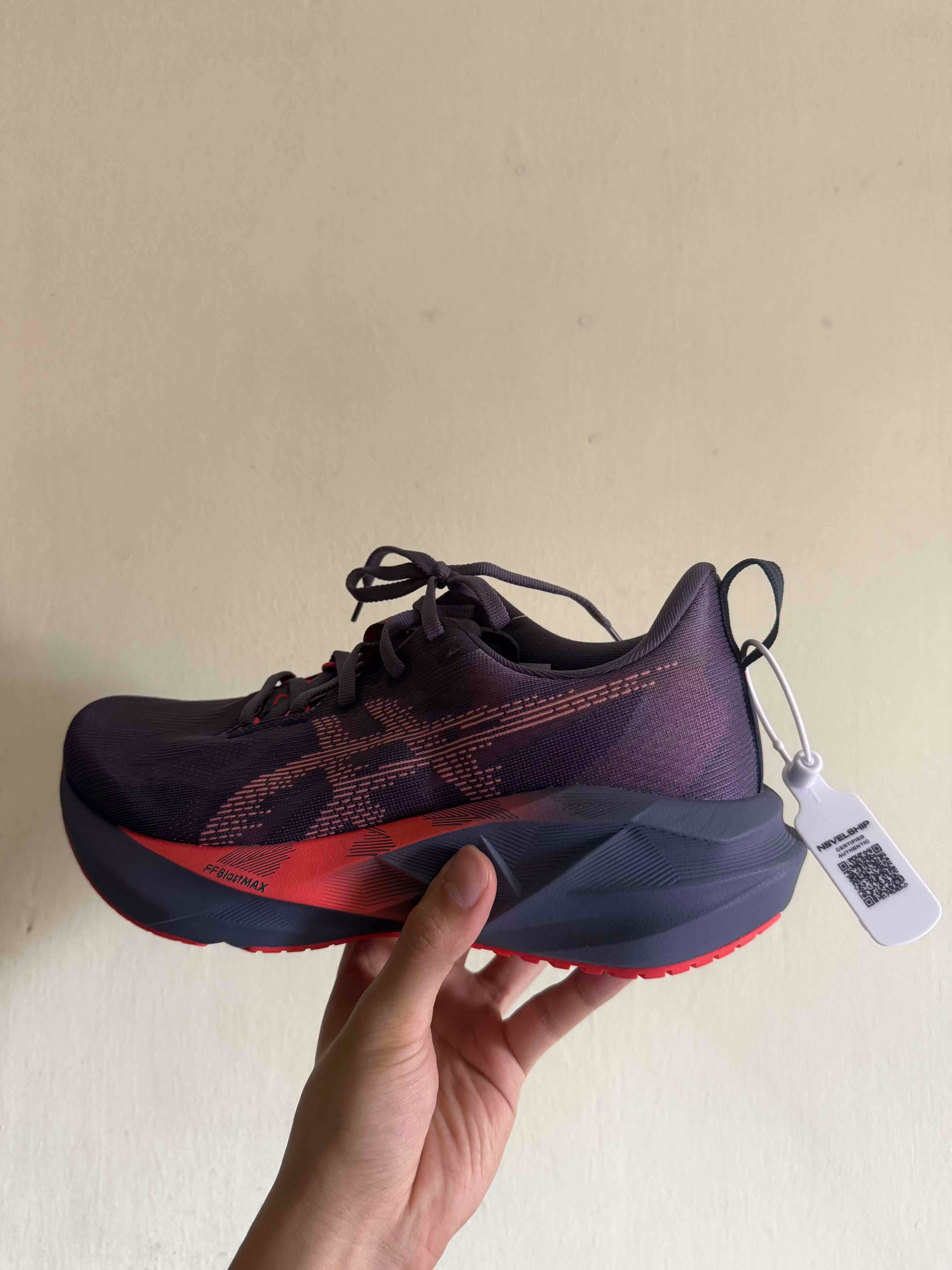 ASICS Novablast 5 'Greyish Purple Coral Reef' 1011B974-500 ASICS Novablast 5 'Greyish Purple Coral Reef' 1011B974-500